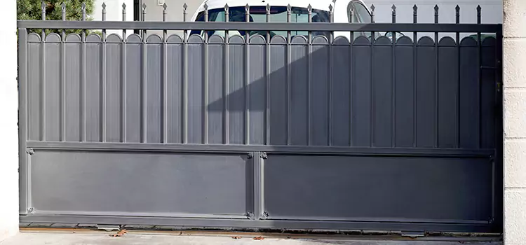 Metal Driveway Gate Installation Dubuque