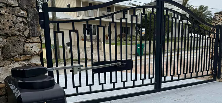 Swing Gate Opener with Keypad Dubuque
