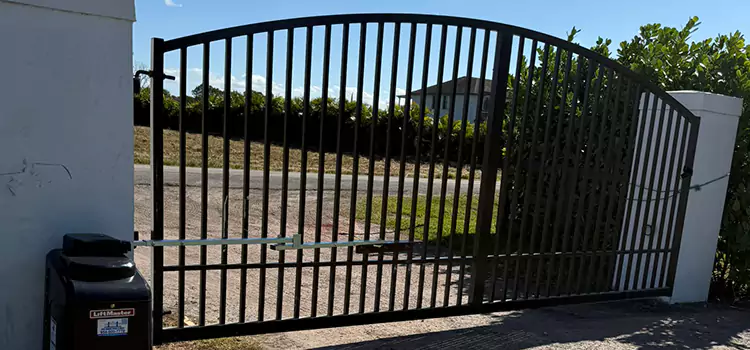Driveway Fence Repair Dubuque