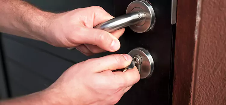 Door Closer Repair & Installation Dubuque